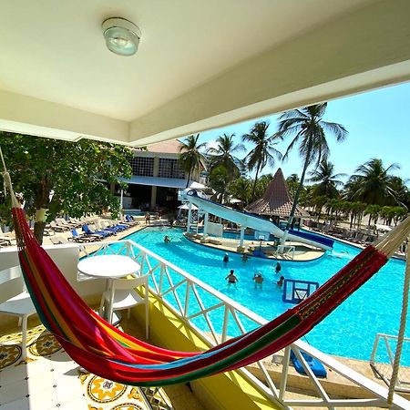 Hotel Las Americas Casa De Playa Cartagena Εξωτερικό φωτογραφία Hammock on a balcony