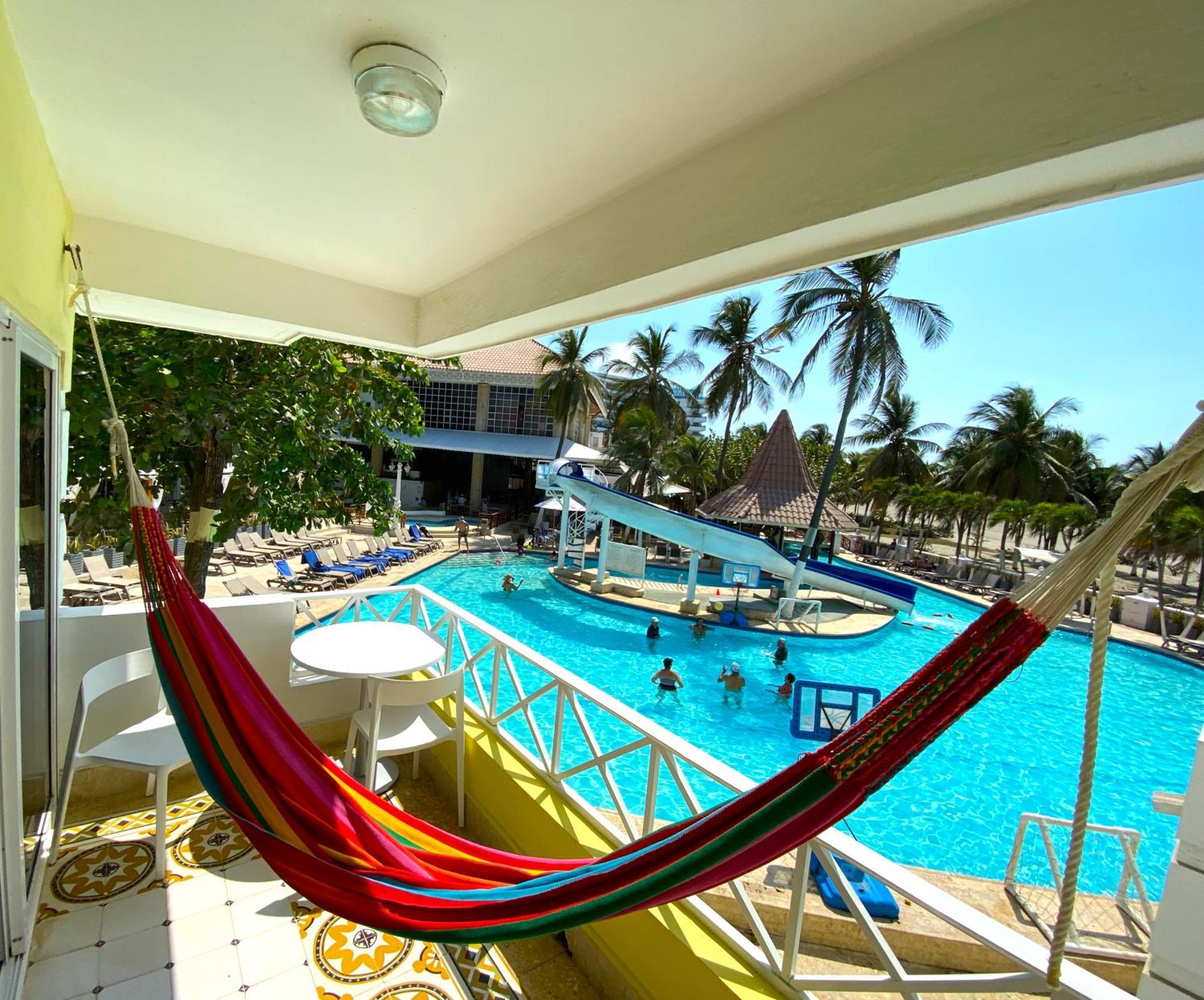 Hotel Las Americas Casa De Playa Cartagena Εξωτερικό φωτογραφία Hammock on a balcony